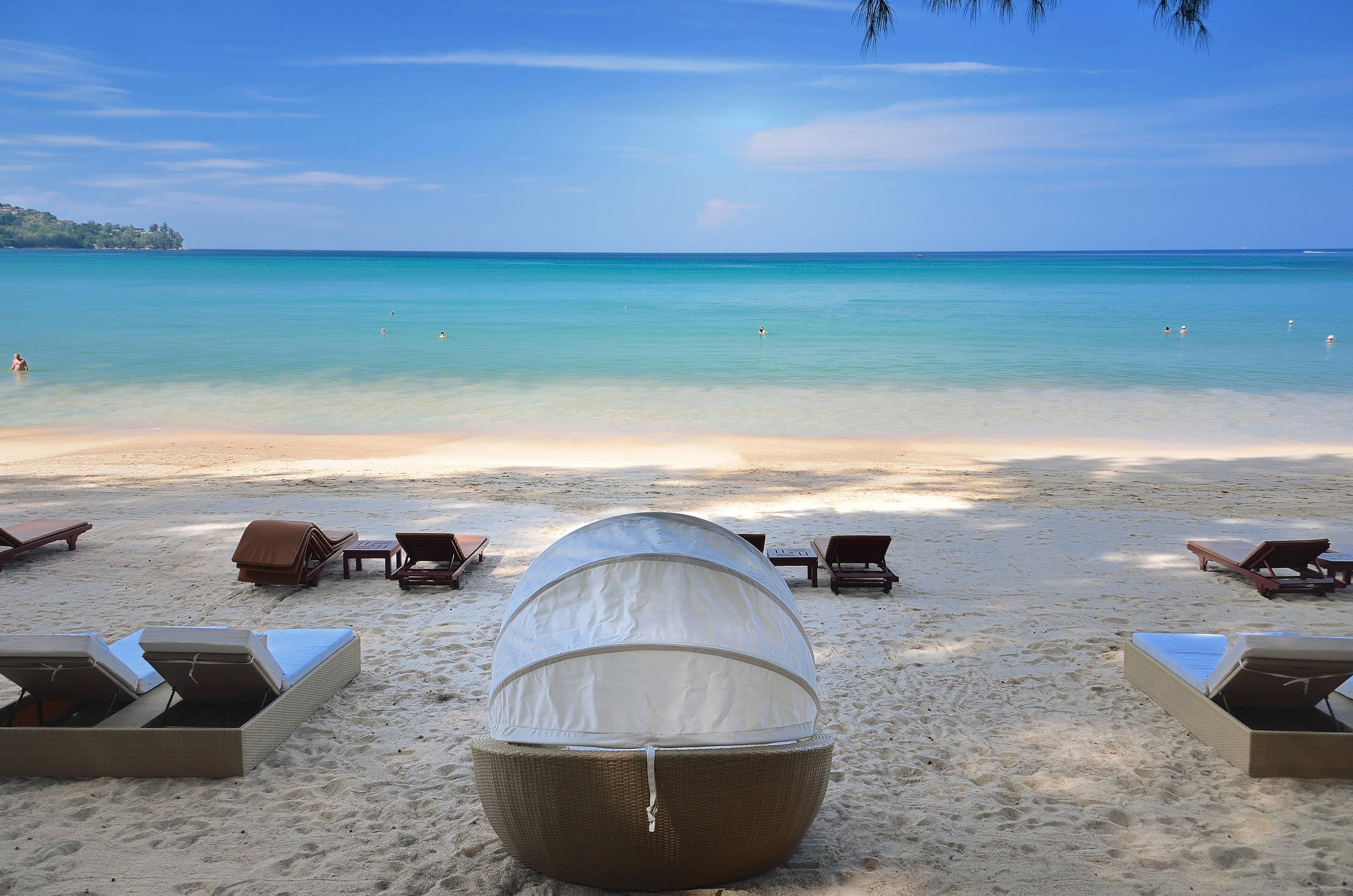 Cтильные апартаменты с 4 спальнями и с видом на море в проекте Андара, на пляже Камала 