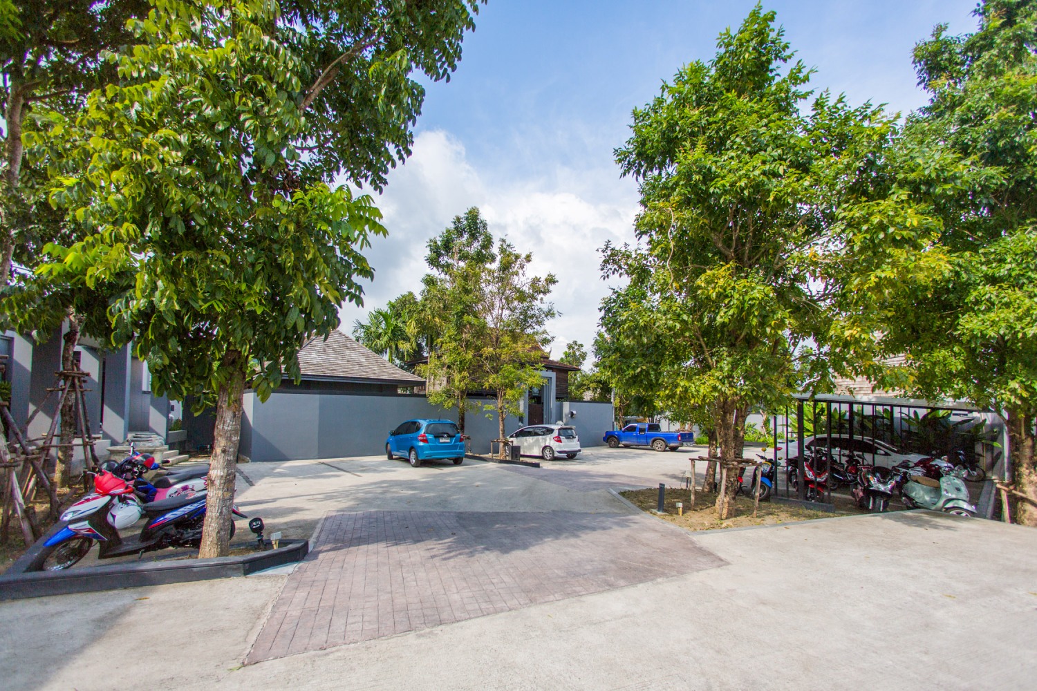 Потрясающая вилла с 3 спальнями и с видом на бассейн в проекте Саян Эстэйт, на пляже Равай