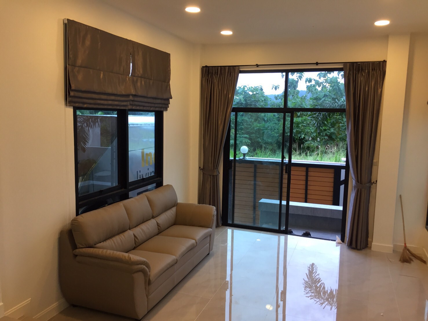 Property image - gallery 12