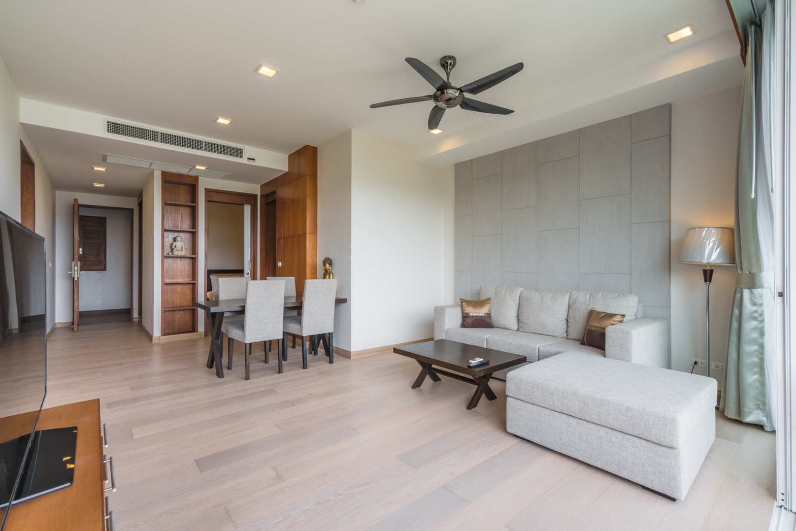 Прекрасные апартаменты с 2 спальнями и с видом на город в проекте Ку Концепт, на пляже Ката