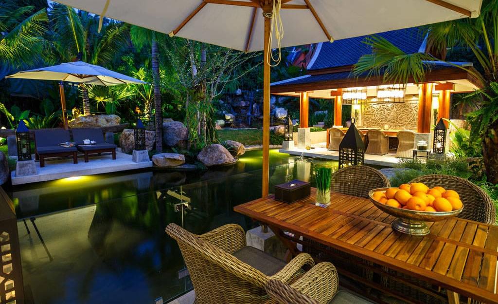 Удобная вилла с 4 спальнями и с видом на бассейн в проекте Сурин Спрингс, на пляже Сурин (+ Видео обзор)