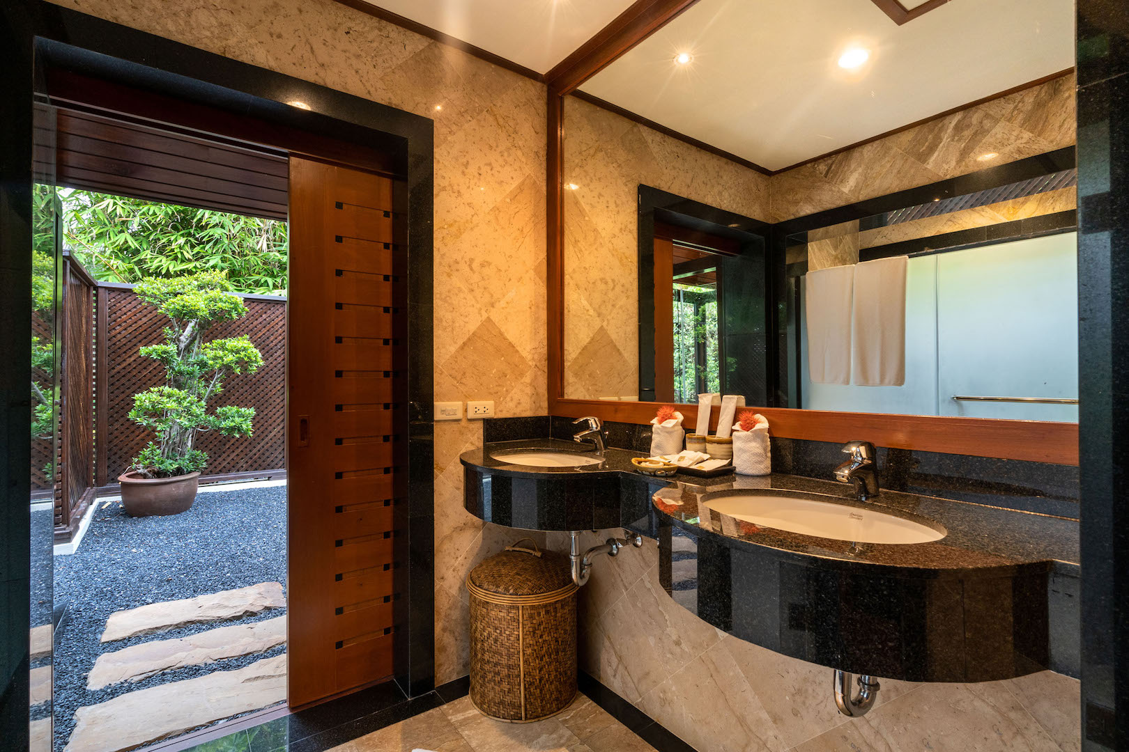 Property image - gallery 17