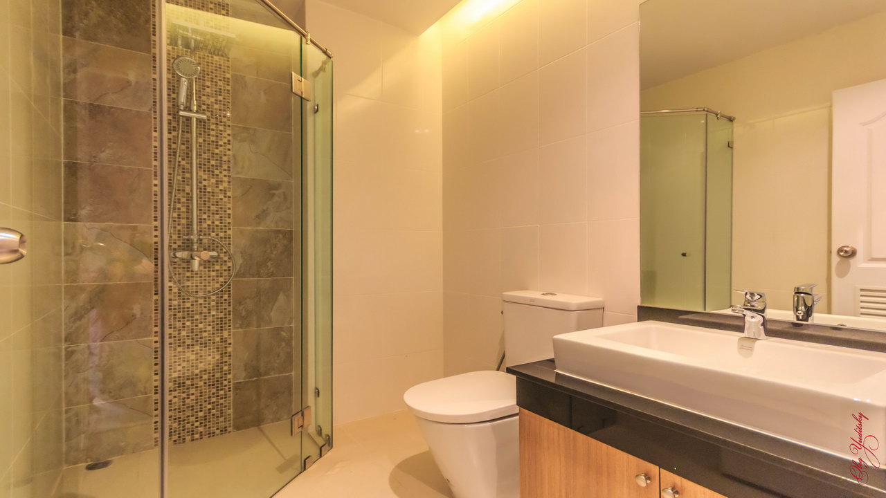 Удобные апартаменты с 2 спальнями и с видом на бассейн в проекте Лаго, на пляже Найхарн