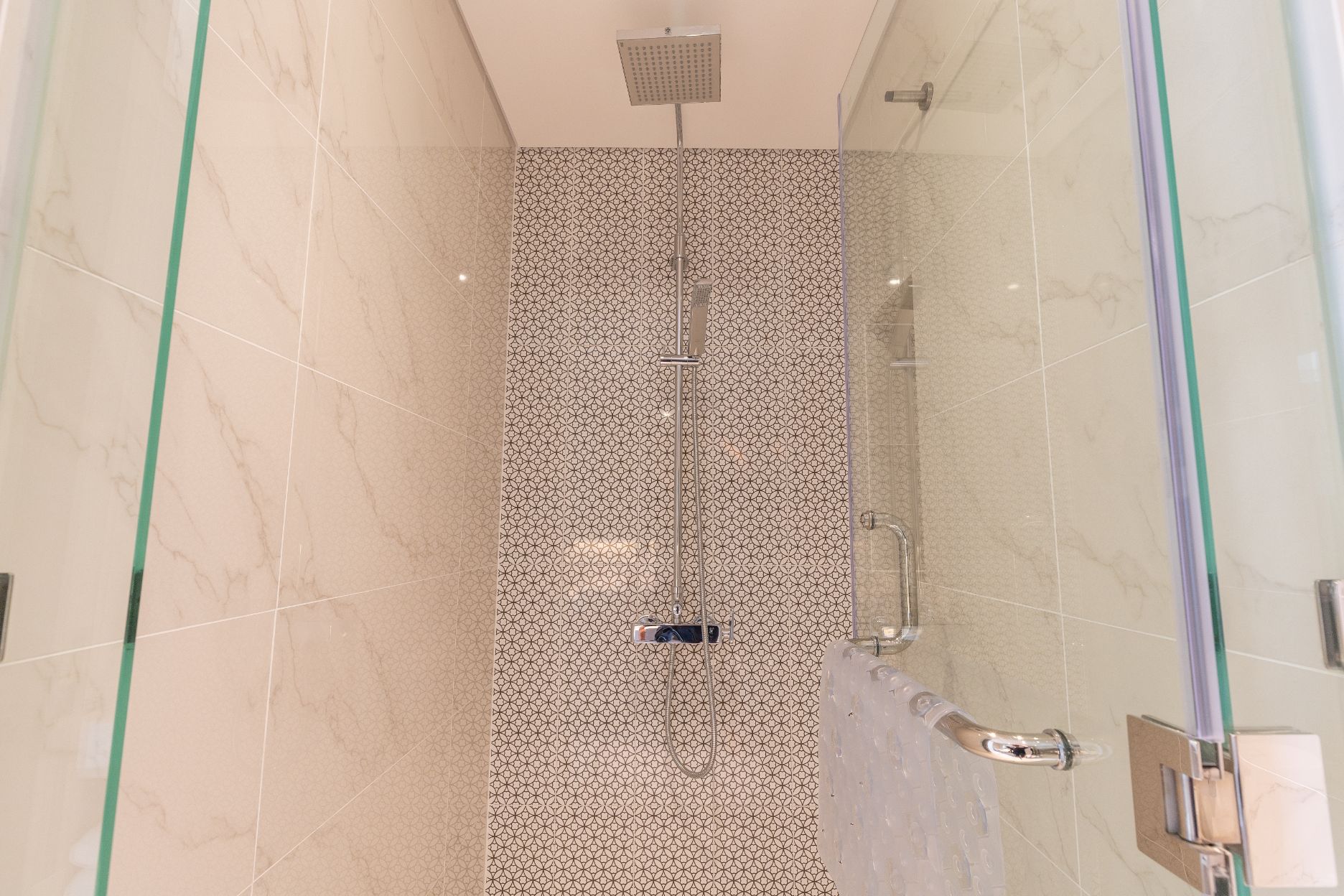 Property image - gallery 17