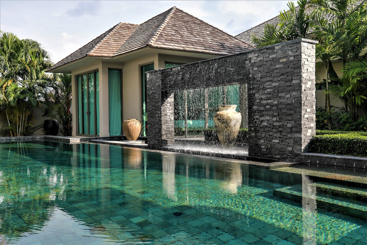 Сказочная вилла с 3 спальнями и с видом на бассейн в проекте Даймонд Три Вилла, на пляже Бангтао/Лагуна (+ Видео обзор)