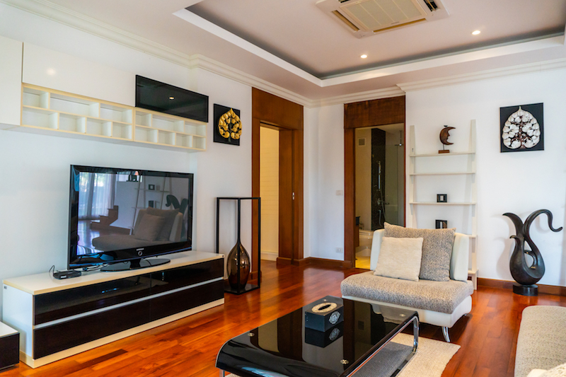 Восхитительная вилла с 4 спальнями и с видом на бассейн, на пляже Май  Кхао