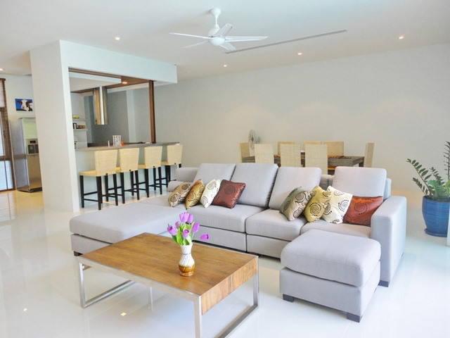 Потрясающая вилла с 3 спальнями и с видом на бассейн, не далеко от моря в проекте Ева бич, на пляже Равай