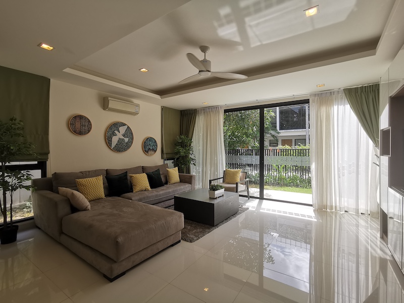 Превосходная вилла с 5 спальнями и с видом на бассейн в проекте Лагуна Парк, на пляже Бангтао/Лагуна