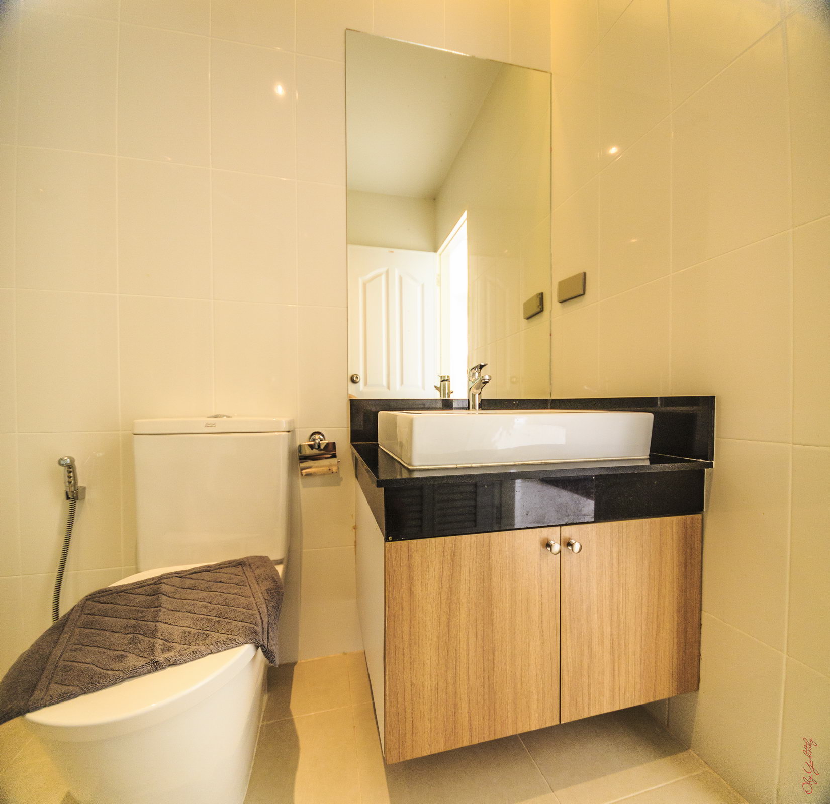 Комфортабельные апартаменты с 2 спальнями и с видом на бассейн в проекте Лаго, на пляже Найхарн