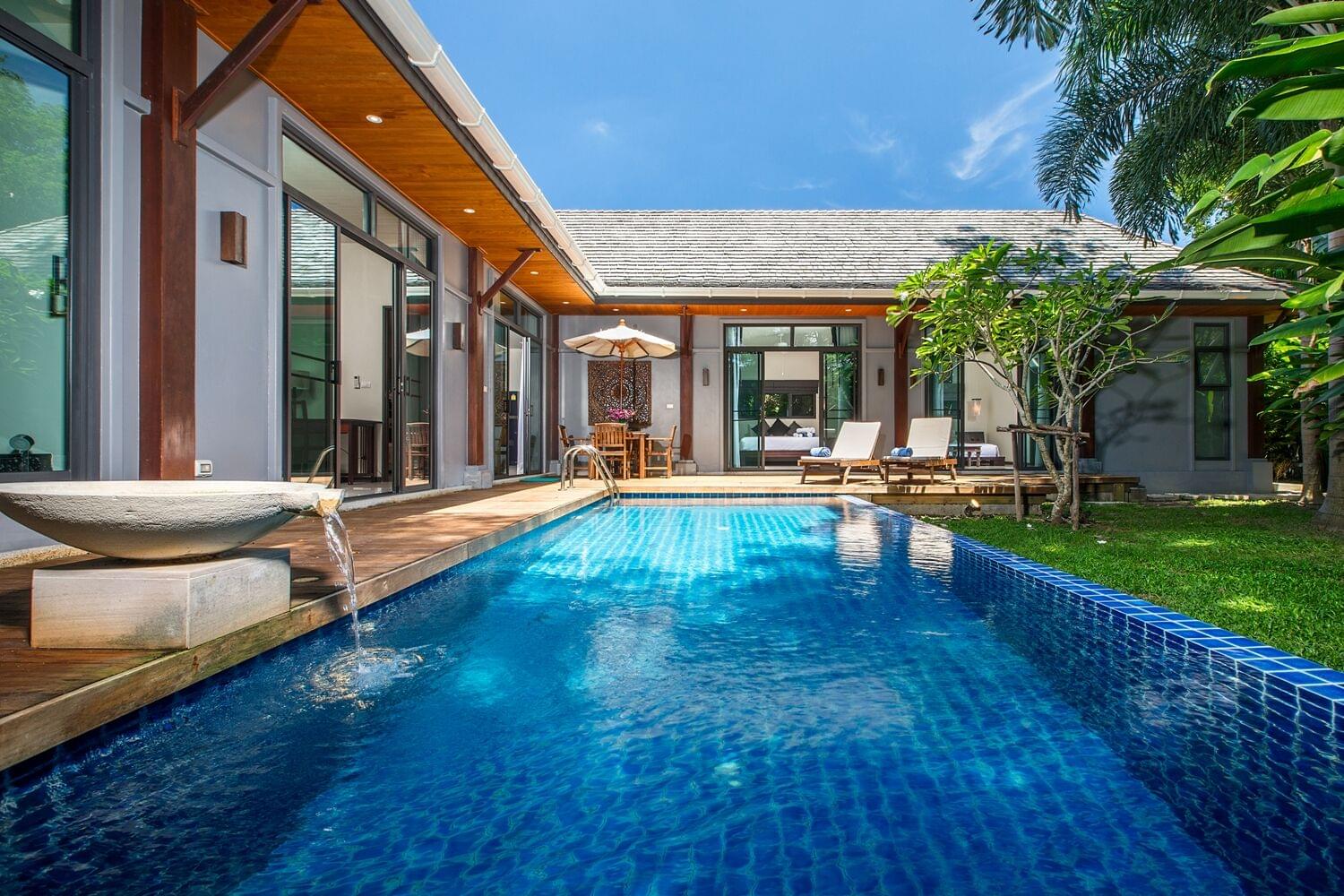 Шикарная вилла с 3 спальнями и с видом на бассейн в проекте Сайюань Естейт, на пляже Равай