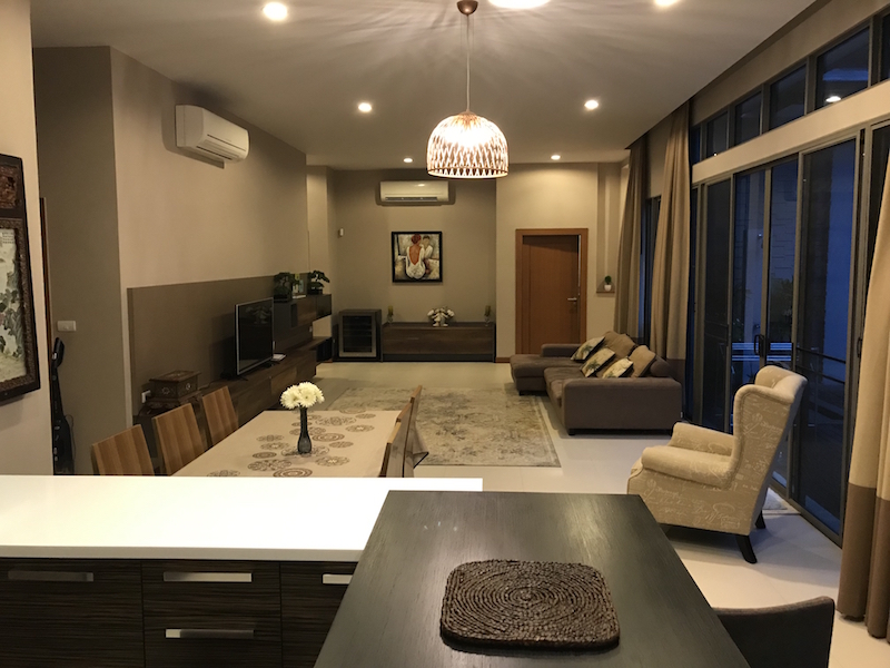 Прекрасная вилла с 4 спальнями и с видом на бассейн в проекте Танод Эстейт II, на пляже Бангтао/Лагуна