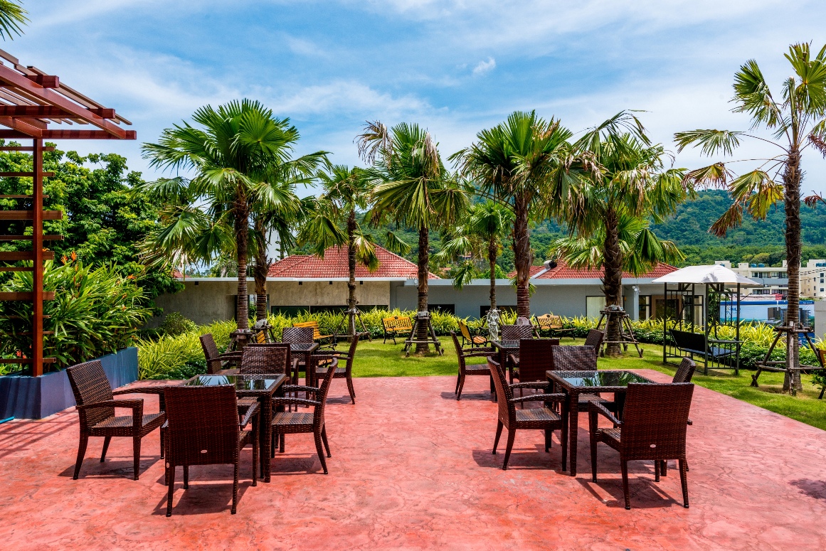 Сказочные апартаменты студия и с видом на город в проекте Ре Лайф, на пляже Найхарн