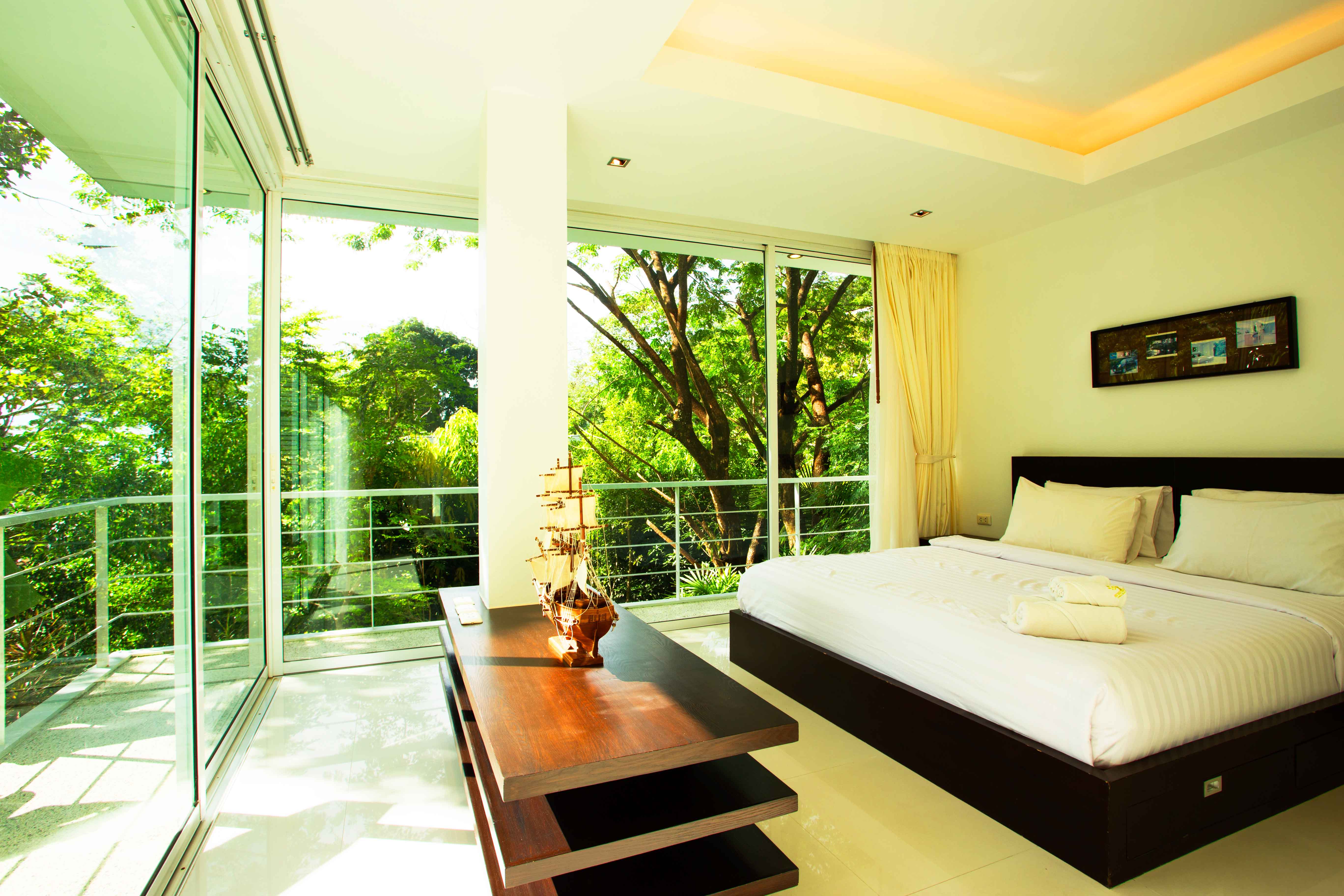 Роскошные апартаменты с 2 спальнями и с видом на горы в проекте Зе Tрис резиденс, на пляже Камала 