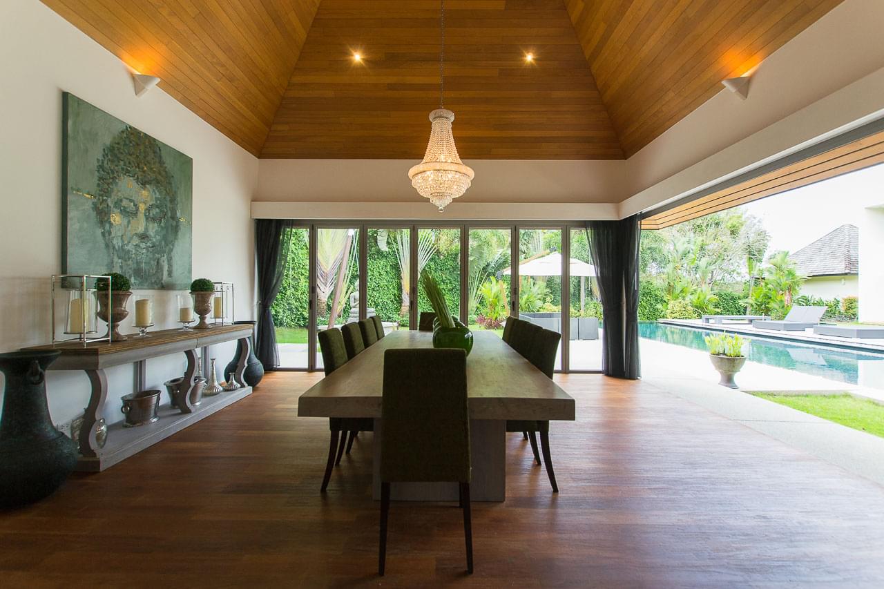 Великолепная вилла с 4 спальнями и с видом на бассейн в проекте Лаян Хиллс Естейт, на пляже Бангтао/Лагуна