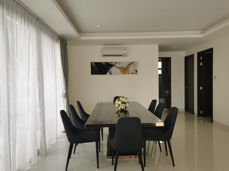 Великолепная вилла с 5 спальнями и с видом на бассейн в проекте Лагуна Парк, на пляже Бангтао/Лагуна