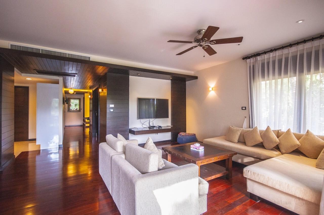 Прекрасные апартаменты с 3 спальнями и с видом на сад, не далеко от моря в проекте Чом Таван, на пляже Бангтао/Лагуна (+ Видео обзор)