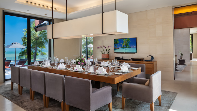 Роскошная вилла премиум класса с 9 спальнями и с видом на море в проекте Зе Бэй, на пляже Мыс Яму