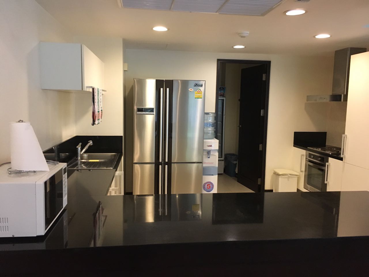 Комфортабельные апартаменты с 3 спальнями и с видом на сад, не далеко от моря в проекте Чом Таван, на пляже Бангтао/Лагуна (+ Видео обзор)