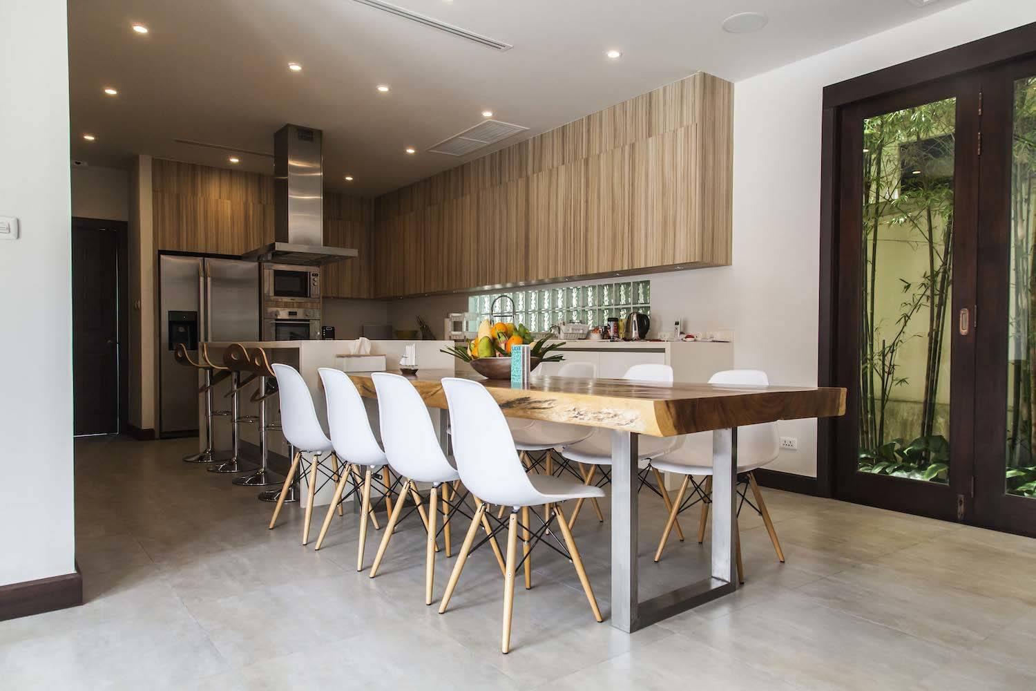 Модная вилла с 5 спальнями и с видом на бассейн в проекте Сайтан, на пляже Бангтао/Лагуна (+ Видео обзор)