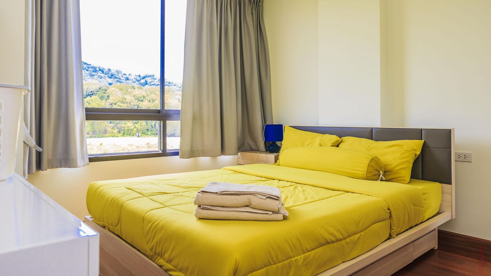 Роскошные апартаменты с 2 спальнями, на пляже Найхарн