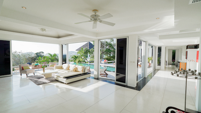 Комфортабельная вилла с 4 спальнями и с видом на море в проекте Оверлукинг Лайян, на пляже Бангтао/Лагуна