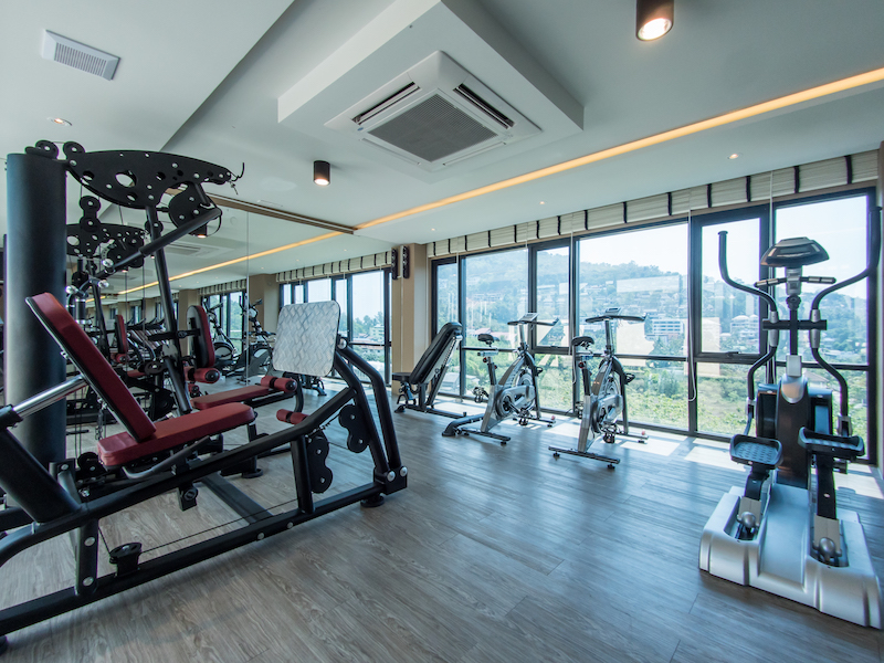 Cтильные апартаменты с 1 спальней и с видом на море в проекте Аристо, на пляже Сурин