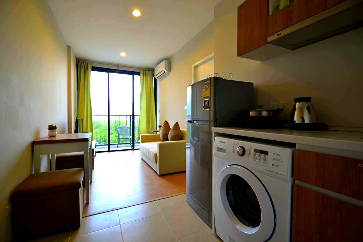 Комфортабельные апартаменты с 1 спальней и с видом на город в проекте Зескейп 1 Кондоминиум, на пляже Бангтао/Лагуна