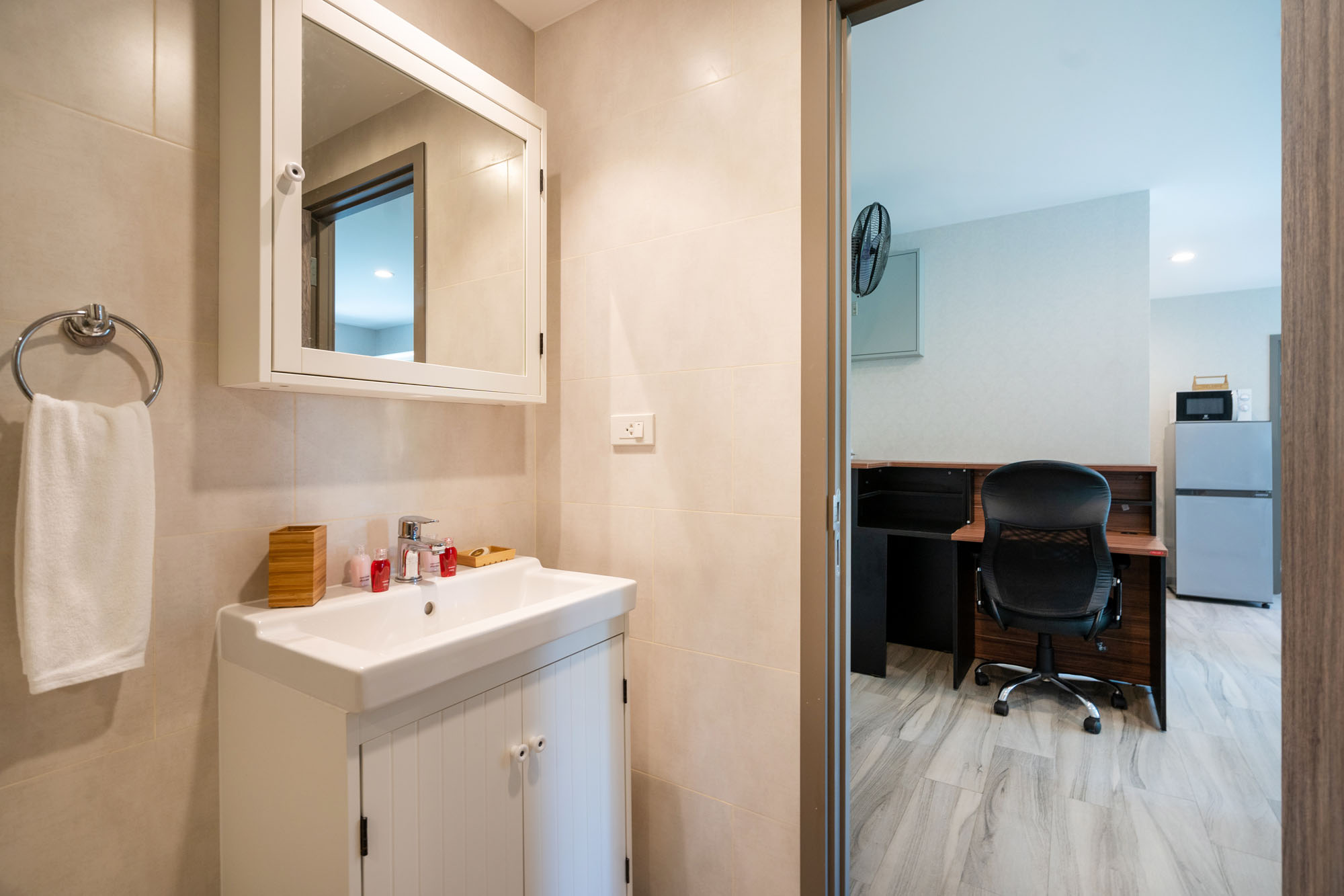 Property image - gallery 9