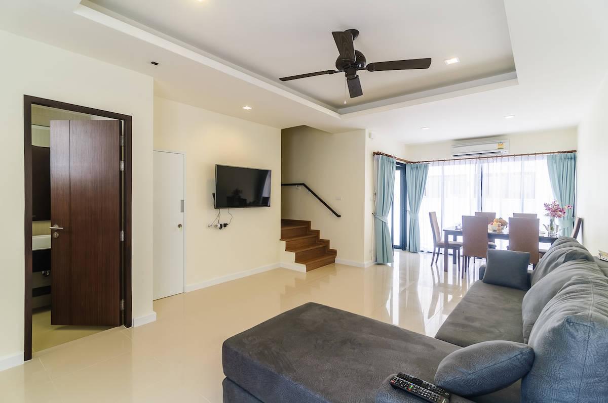 Удобный таунхаус с 2 спальнями и с видом на сад в проекте Лагуна Парк, на пляже Бангтао/Лагуна