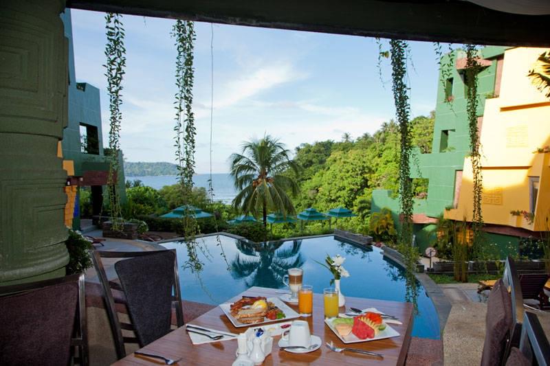 Шикарные апартаменты с 2 спальнями и с видом на море в проекте Аспасия, на пляже Ката