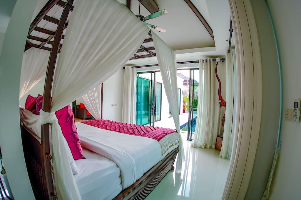 Модная вилла с 1 спальней и с видом на бассейн в проекте Аэлита, на пляже Бангтао/Лагуна