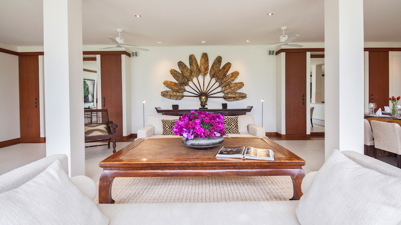 Восхитительная вилла премиум класса с 6 спальнями и с видом на море, на пляже Камала 