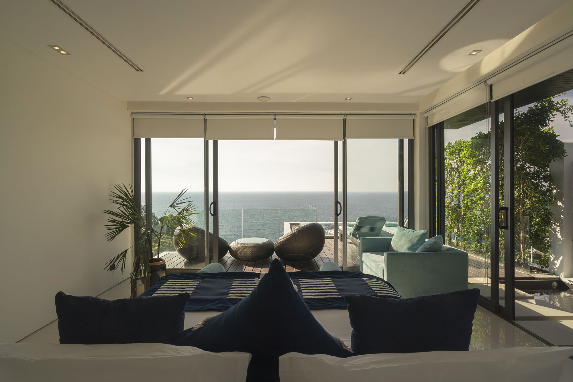 Шикарная вилла с 6 спальнями и с видом на море в проекте Кейп Амарин, на пляже Камала 