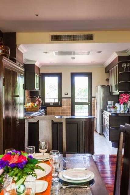 Сногсшибательные апартаменты с 3 спальнями и с видом на сад, не далеко от моря в проекте Маантаван, на пляже Бангтао/Лагуна