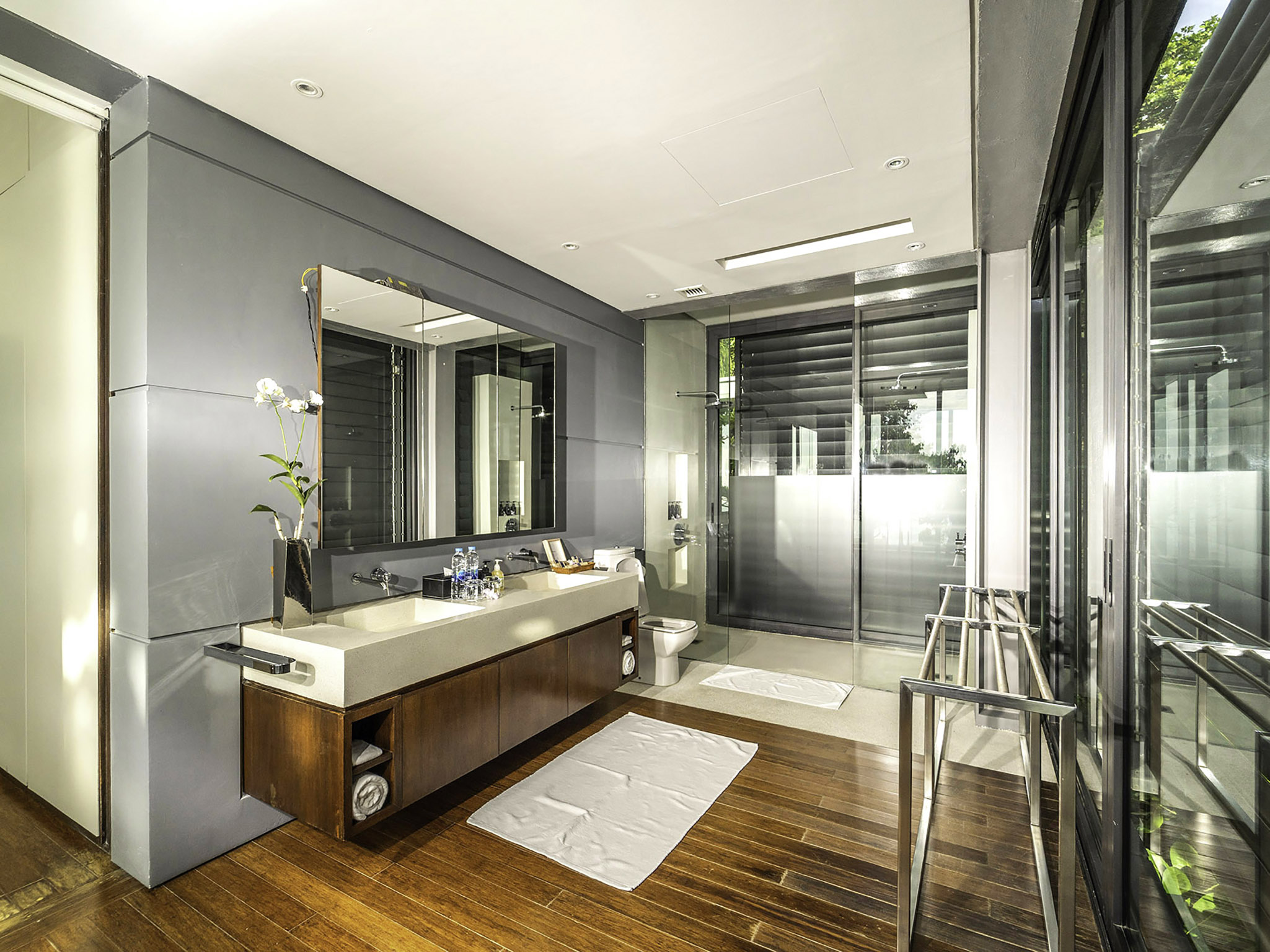 Property image - gallery 38