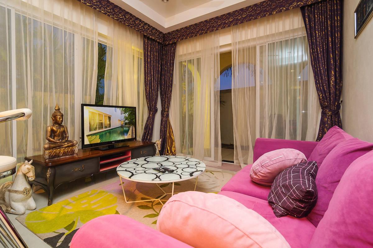 Сногсшибательная вилла с 3 спальнями и с видом на бассейн в проекте Мед Вилладж, на пляже Равай