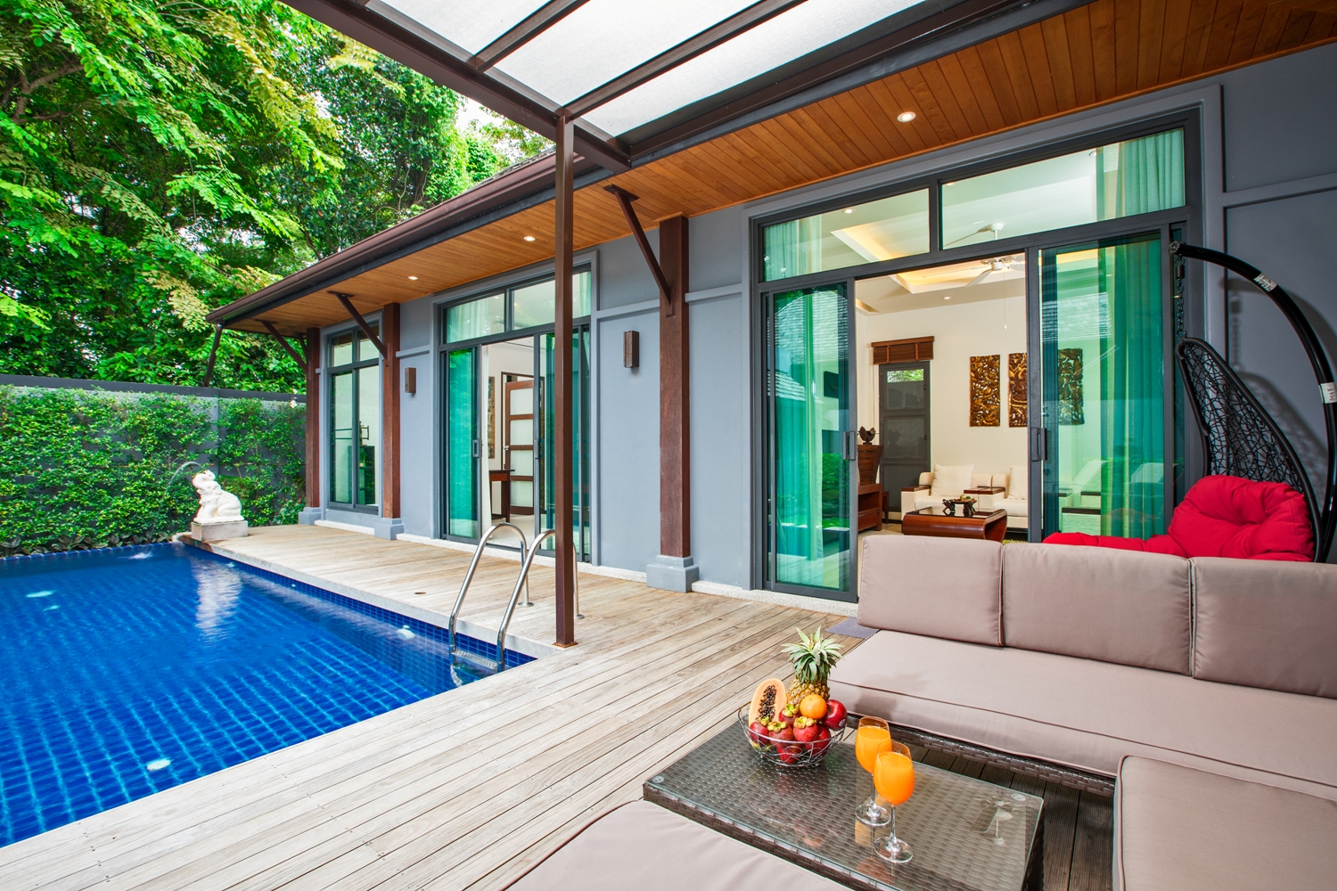 Великолепная вилла с 3 спальнями и с видом на бассейн в проекте Сайюань Естейт, на пляже Равай