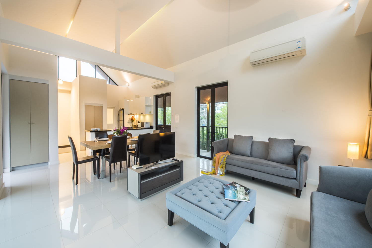 Сказочная вилла с 3 спальнями и с видом на бассейн в проекте Пхурисала, на пляже Бангтао/Лагуна