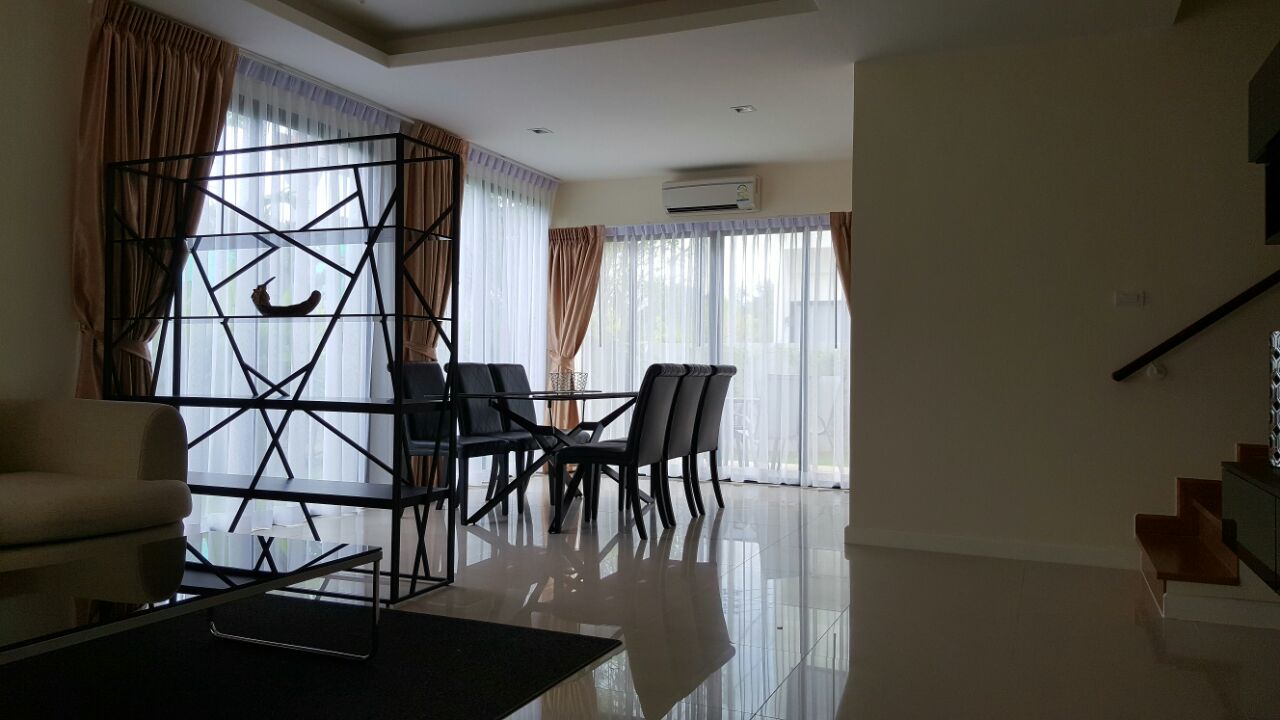 Шикарный таунхаус с 3 спальнями и с видом на сад в проекте Лагуна Парк, на пляже Бангтао/Лагуна