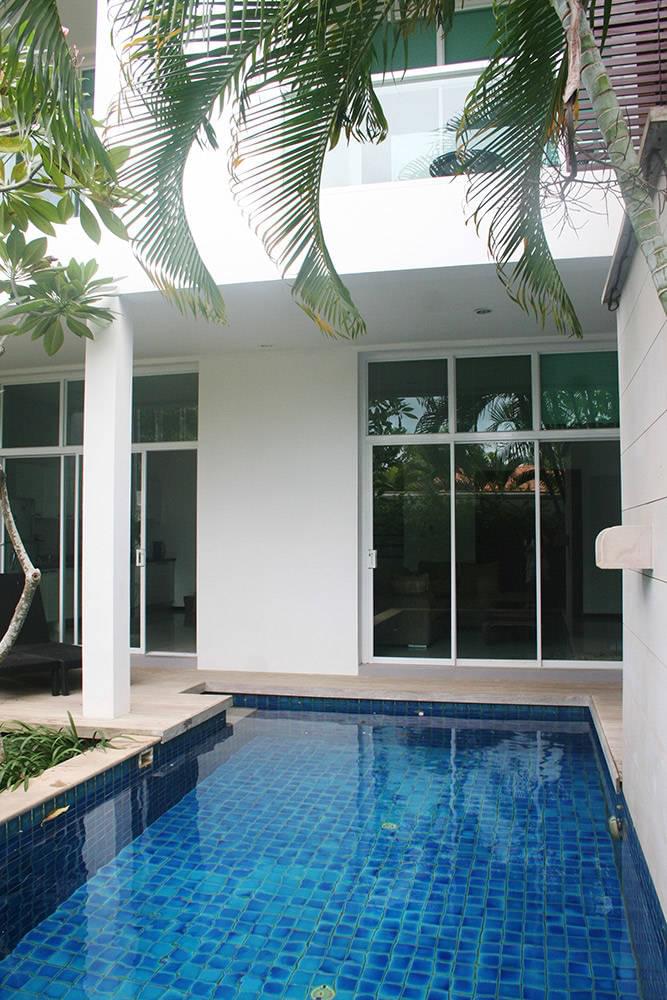 Комфортабельная вилла с 3 спальнями и с видом на бассейн в проекте Оксиджен, на пляже Найхарн