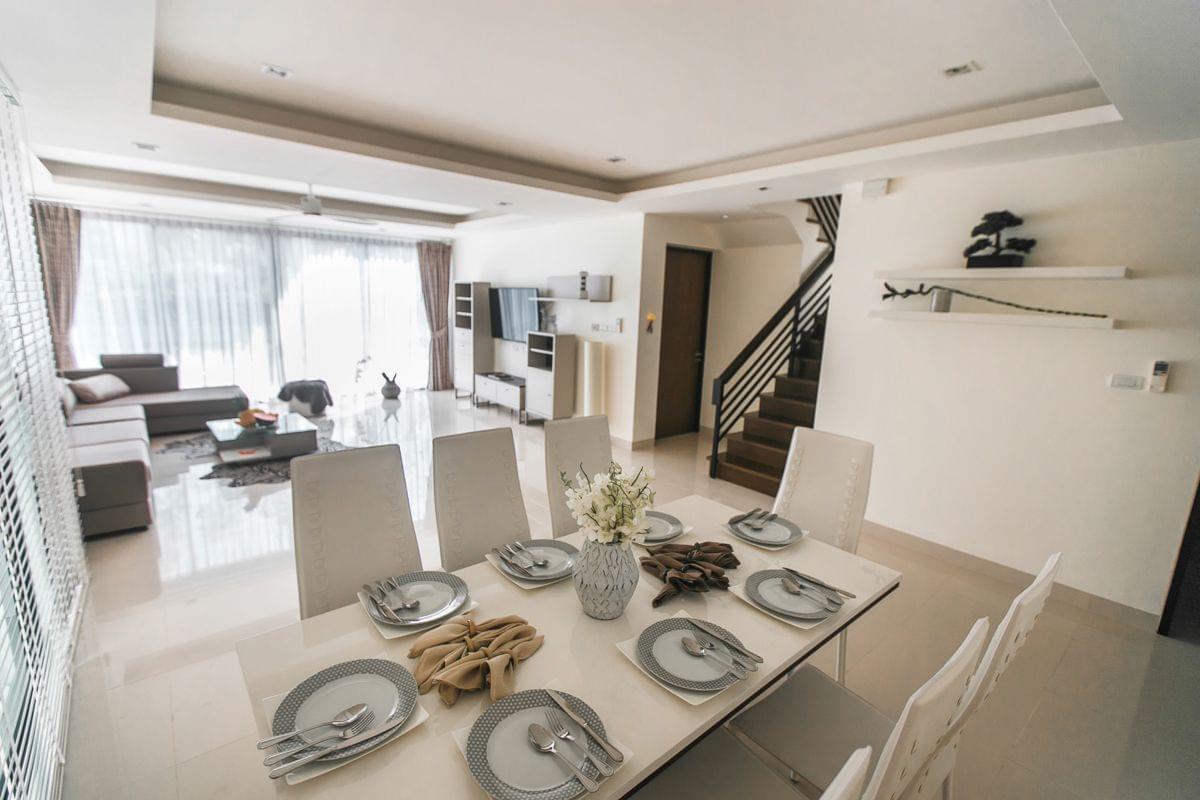 Комфортабельный таунхаус с 4 спальнями и с видом на сад в проекте Лагуна Парк, на пляже Бангтао/Лагуна