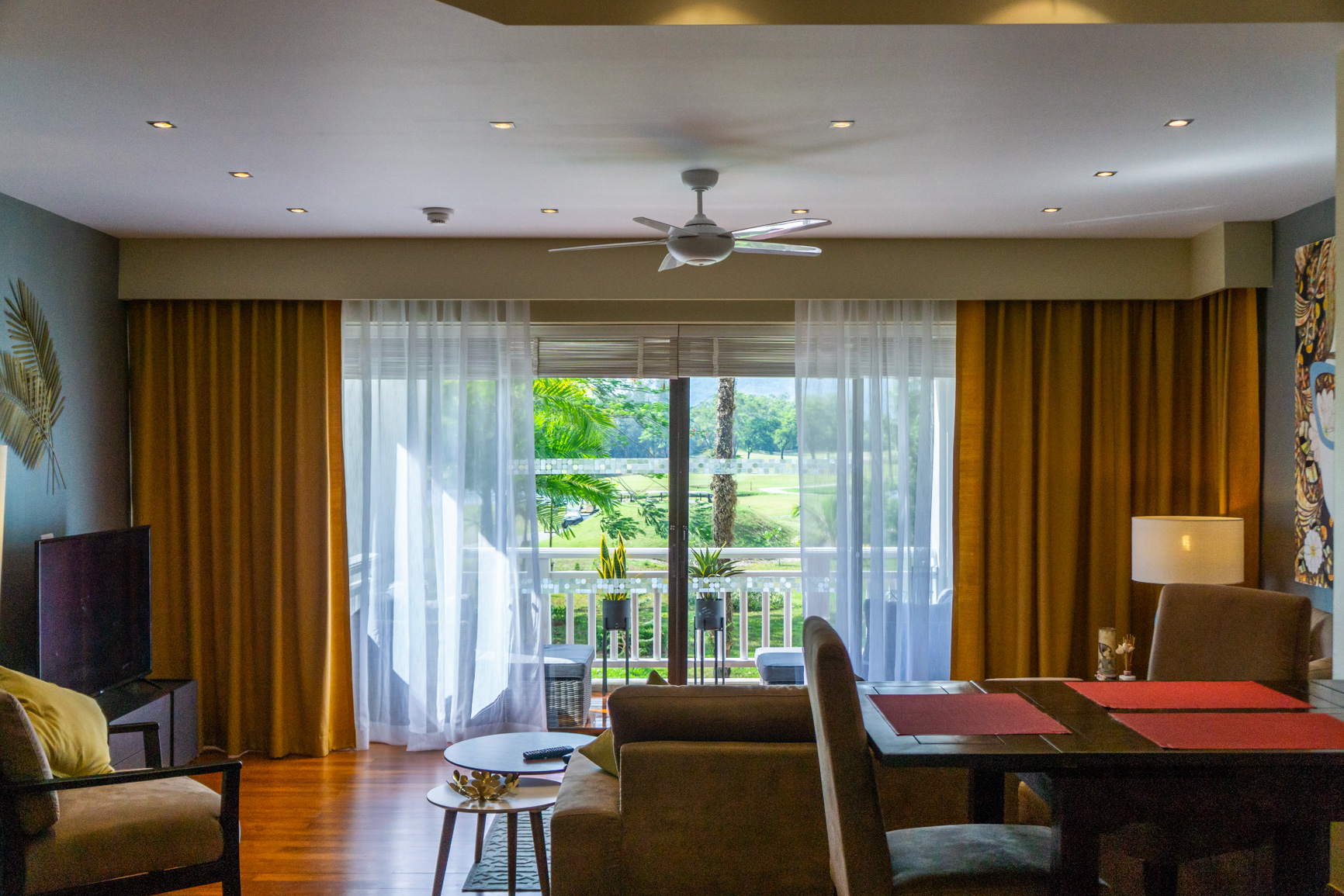 Потрясающие апартаменты с 1 спальней и с видом на сад в проекте Алламанда 2 и 3, на пляже Бангтао/Лагуна