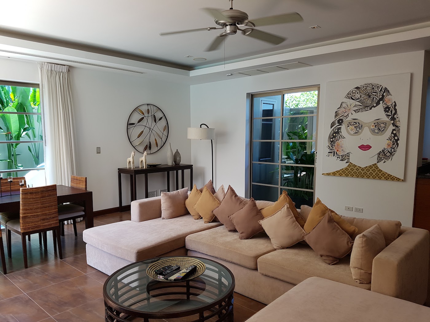 Модная вилла с 3 спальнями и с видом на бассейн в проекте Зе Резиденс Бангтао, на пляже Бангтао/Лагуна (+ Видео обзор)