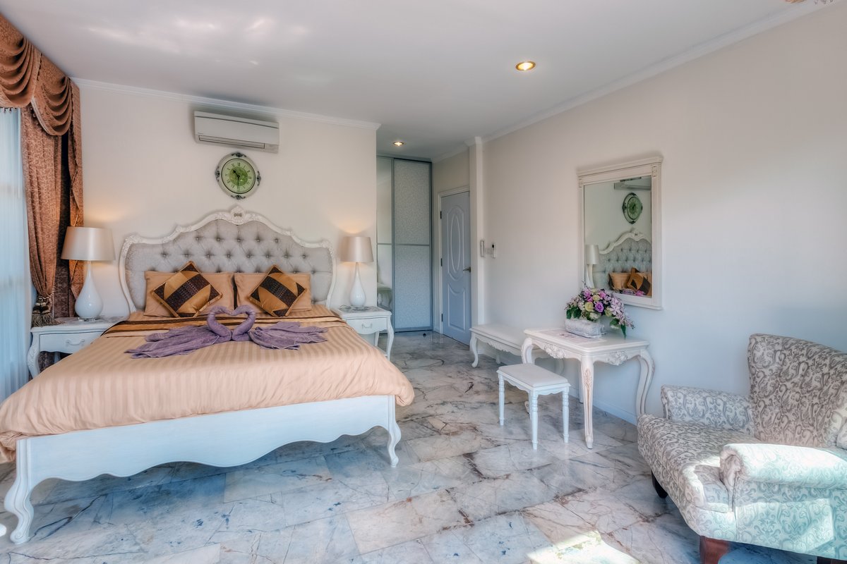 Property image - gallery 13