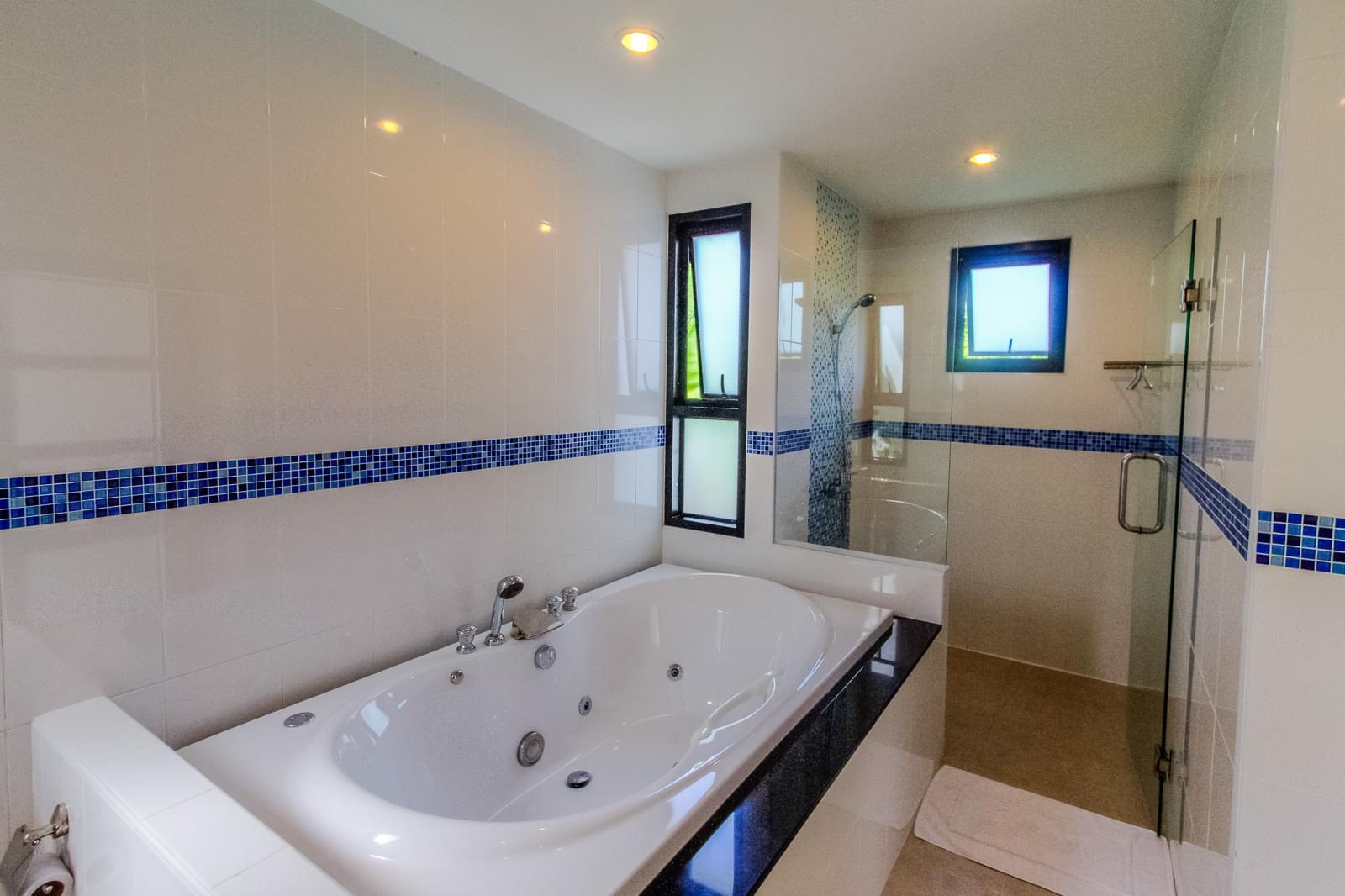 Property image - gallery 46