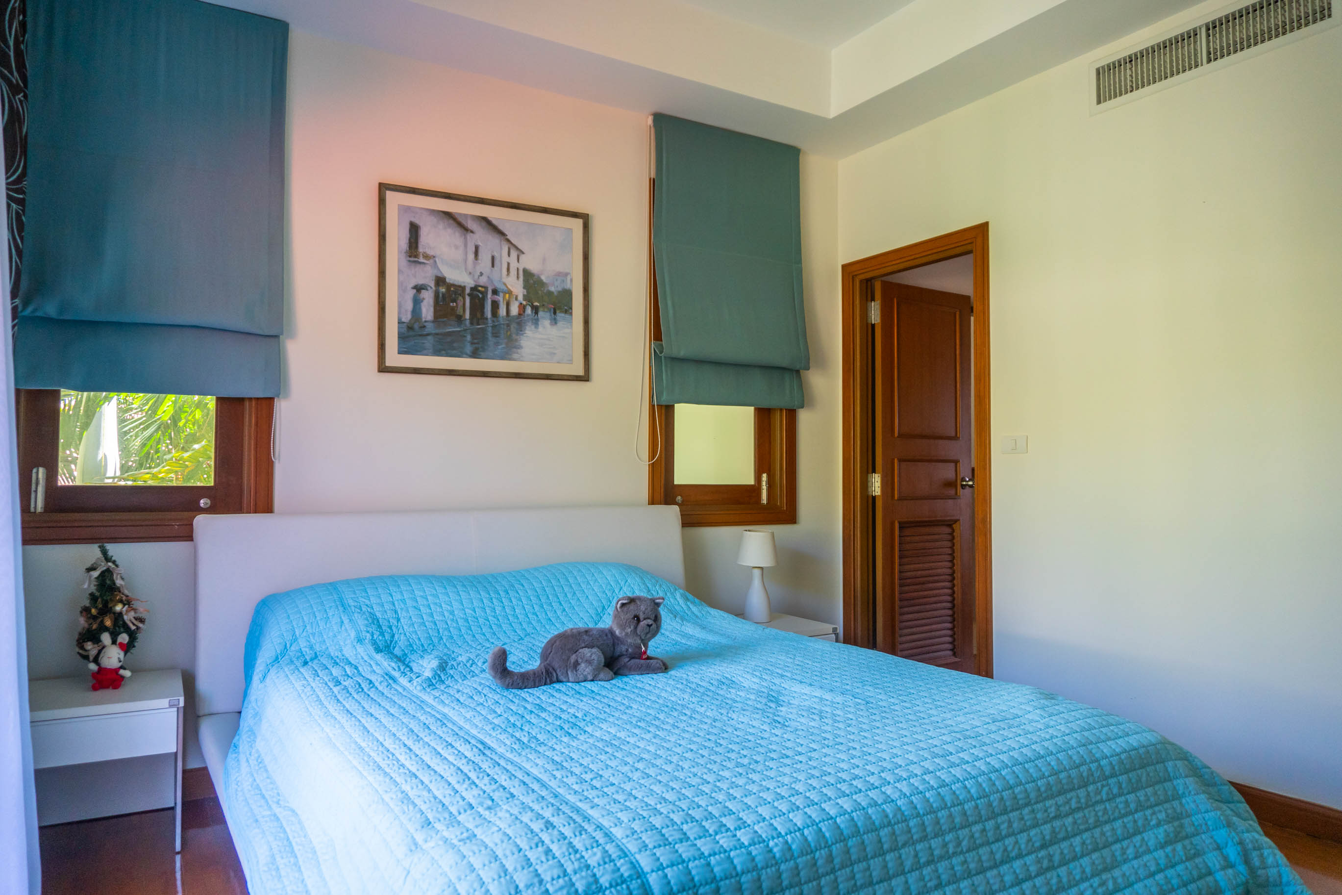 Property image - gallery 100