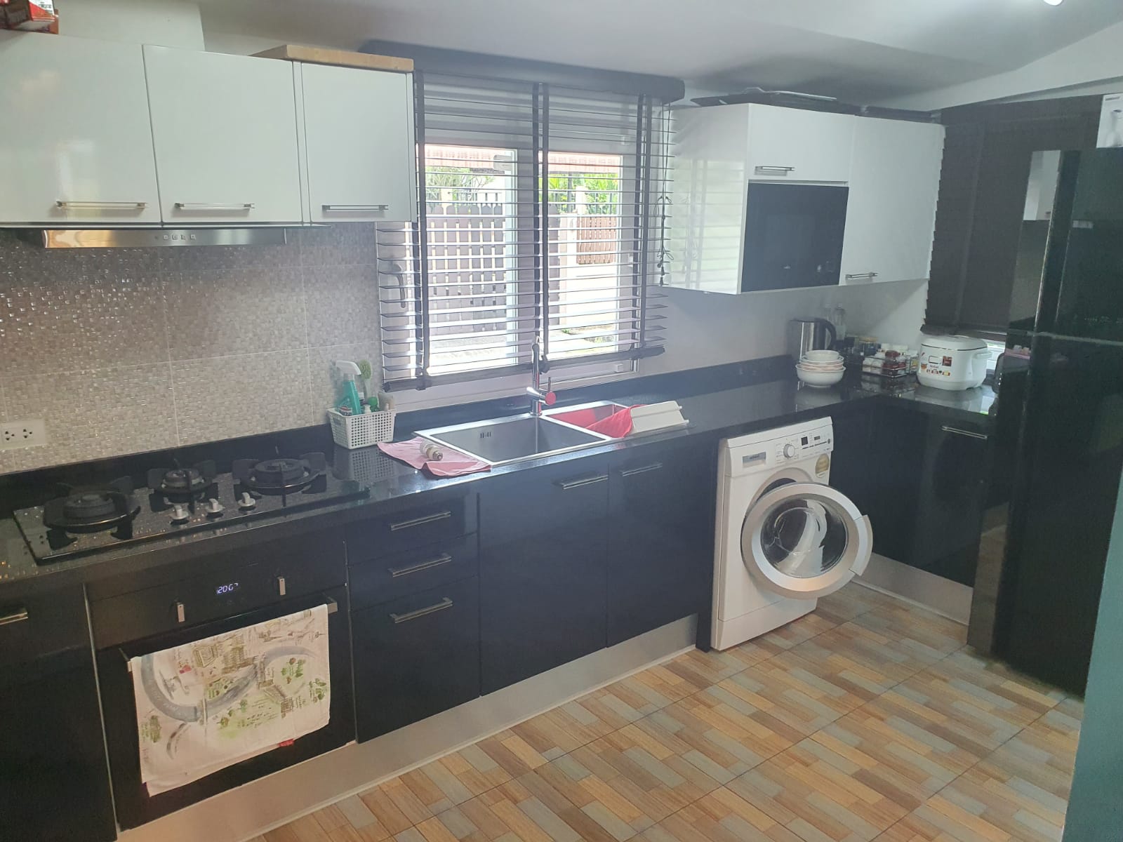 Property image - gallery 17