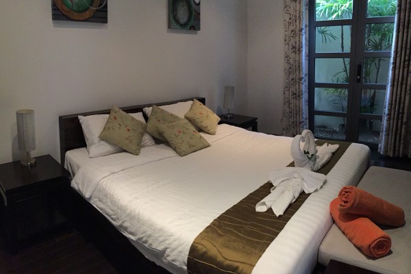 Комфортабельная вилла с 3 спальнями и с видом на бассейн в проекте Зе Резиденс Бангтао, на пляже Бангтао/Лагуна (+ Видео обзор)