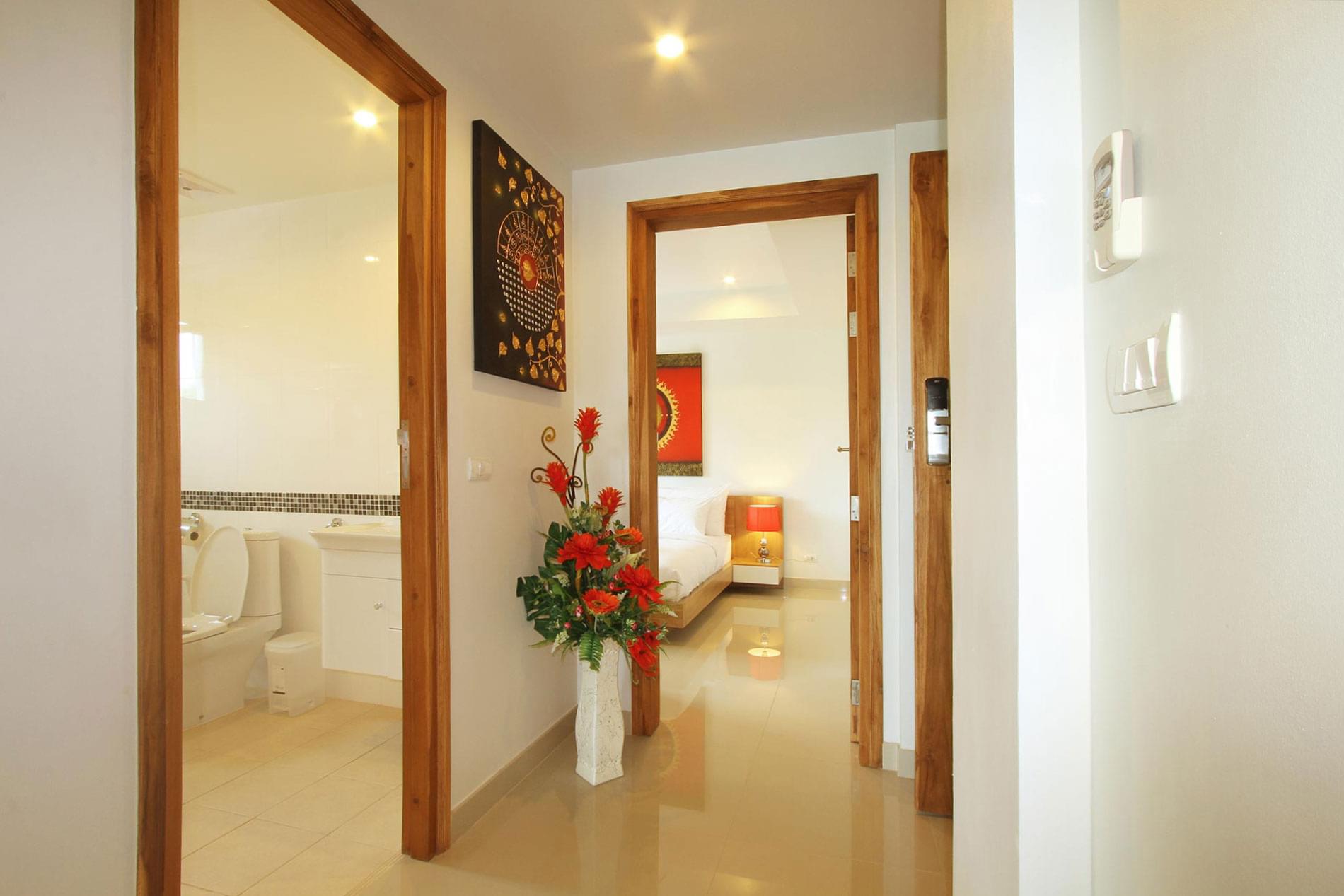 Потрясающие апартаменты с 2 спальнями и с видом на горы в проекте Сурин Сабай 2, на пляже Сурин