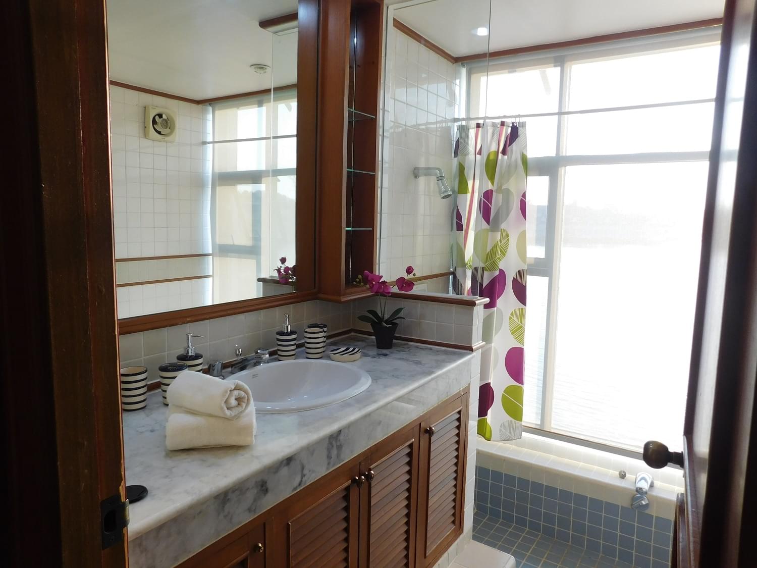 Property image - gallery 8